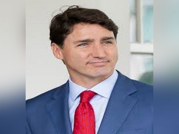 SNL spoofs Justin Trudeau's candid comments about Donald Trump