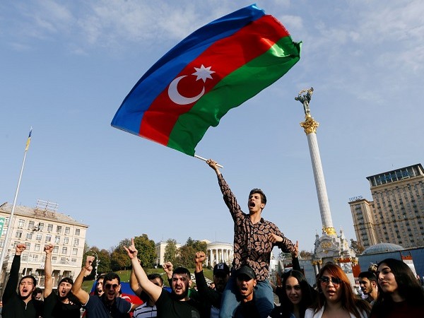 Azerbaijan demands land corridor through Armenia