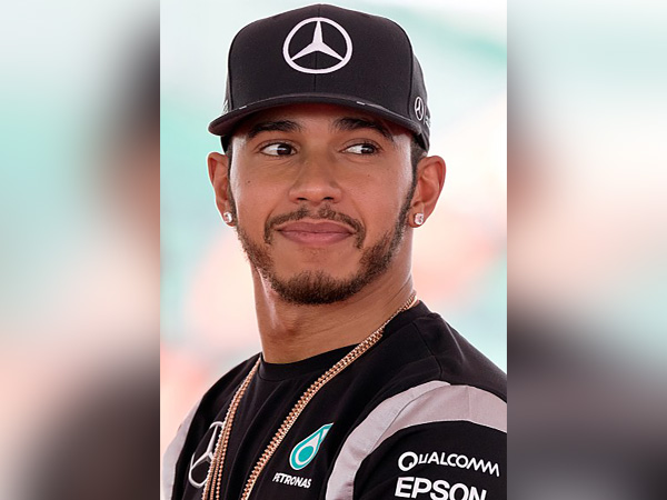 Lewis Hamilton cruises to win in Styrian Grand Prix while Ferraris struggle again