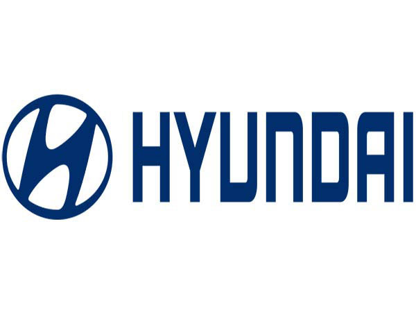 Hyundai unveils all-new minivan Staria