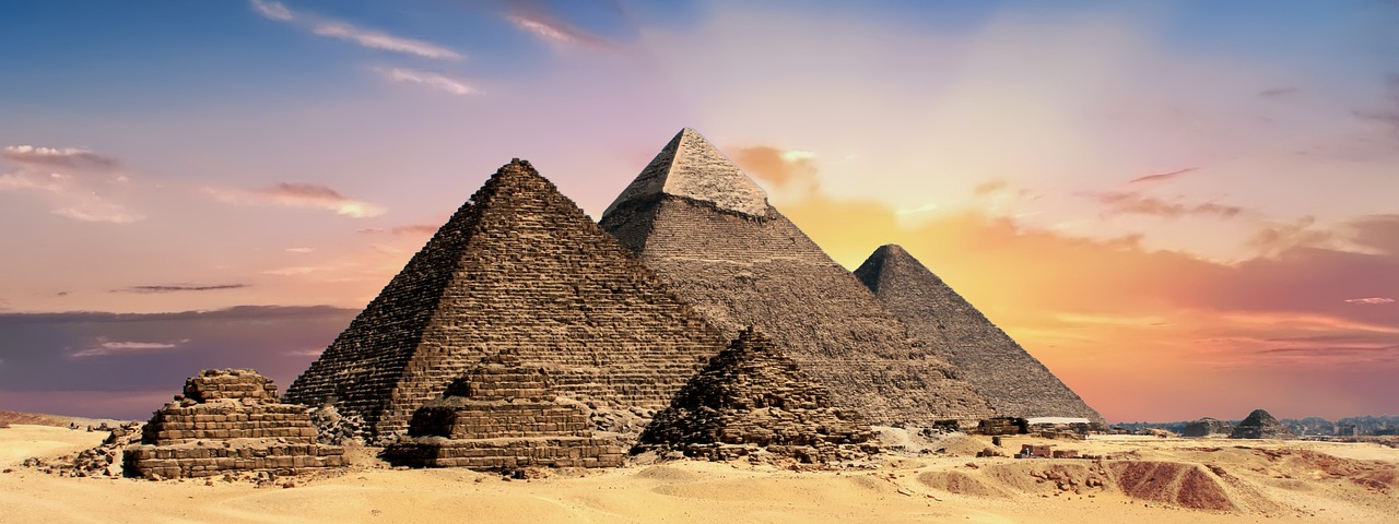Solution to the mystery of transporting stone blocks to build Egyptian pyramids