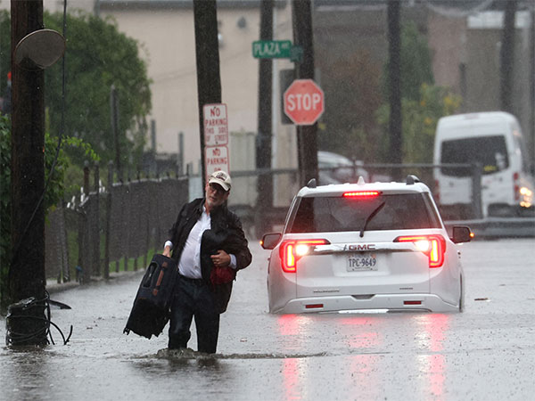 Indonesia: Flash flooding kills at least 10 on Java island