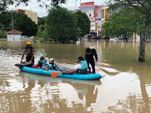 Death toll from Malaysia's floods rises to 41