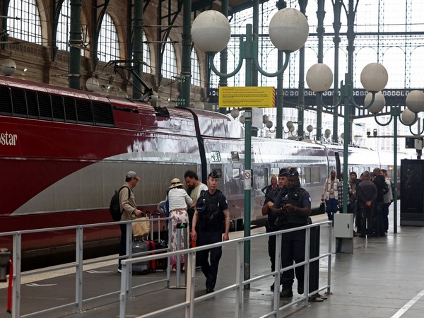 France investigates 'massive attack' on fast train network