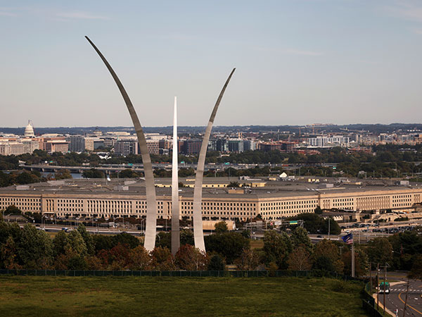 Pentagon develops new weapons to stop 'near-space' hypersonic missile attacks