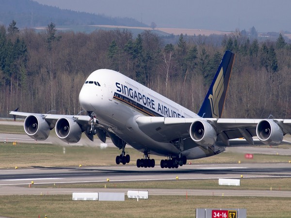 Singapore Airlines offers $10,000 for minor turbulence injuries