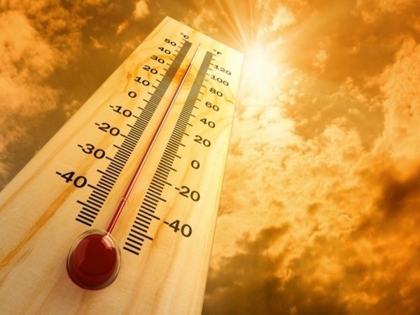 Temperature breaks record for second day