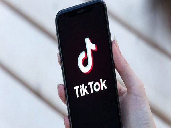 US bans TikTok on all federal government devices