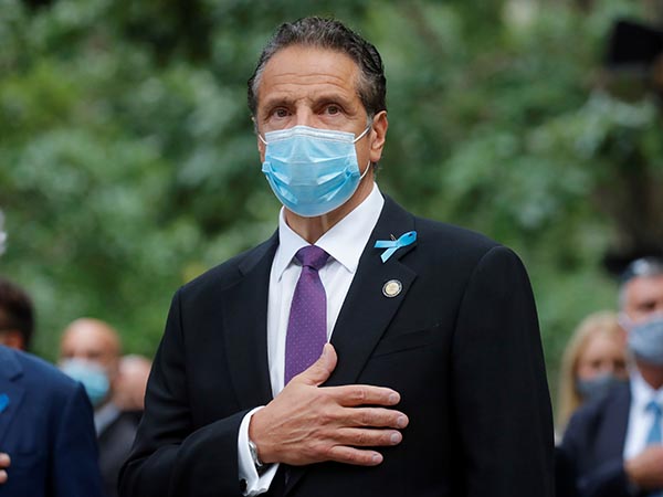 Cuomo extends moratorium on evictions in New York