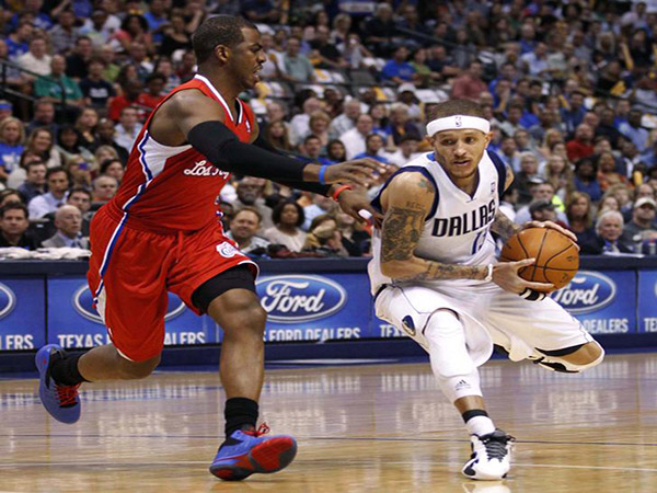 Delonte West handcuff video leads to suspension of Maryland police officer
