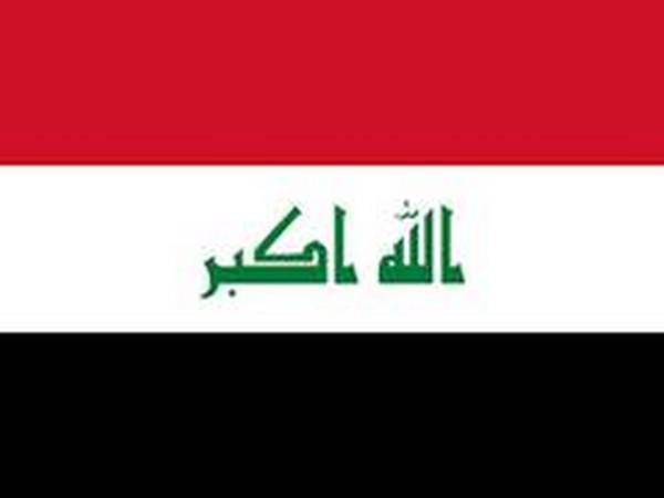 2 rockets hit air base housing U.S. experts in W. Iraq: military