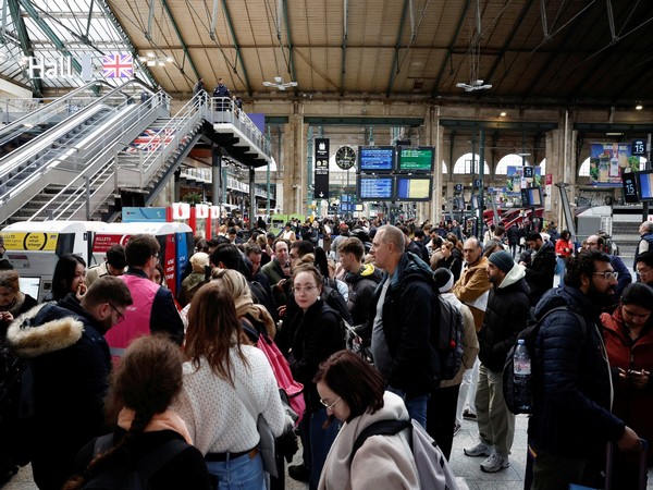London's Eurostar train services resume after power failure caused cancellations