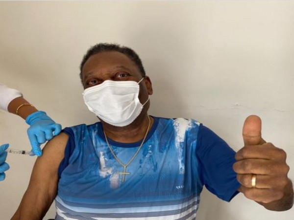 Pele 'in very good health' despite hospital stay