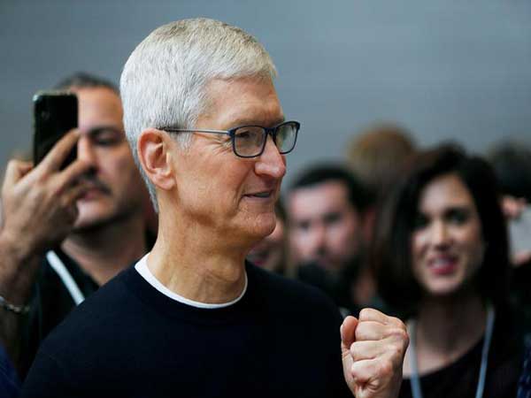 Apple's streaming service is a 'major shot across the bow' at Netflix and Disney