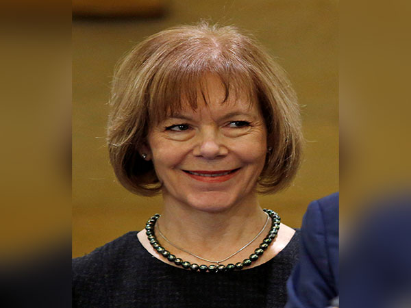 Minnesota Senate race dramatically narrows in poll just before election