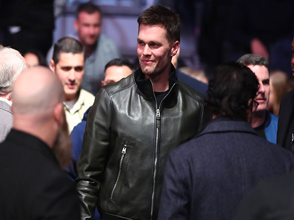 Tom Brady looking to enter historic club in first season with Buccaneers