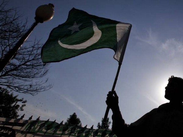 Funeral held for Pakistan ex-president Musharraf