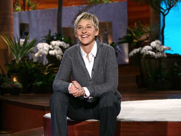 Ellen DeGeneres: Lea Thompson backs Brad Garrett's comment on host's rude behavior