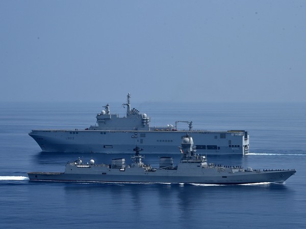 Chinese aircraft carrier conducts drills in the Western Pacific?