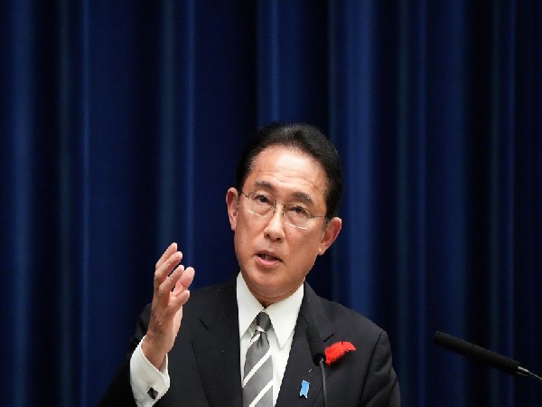 Japanese PM uninjured after explosion at Wakayama speech, suspect arrested