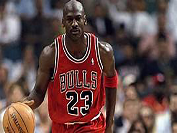 These former NBA players declined to be in 'The Last Dance' documentary about Michael Jordan, director says