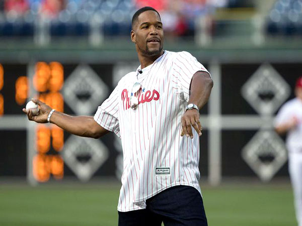 Michael Strahan's ex-wife seeks over $500G in back child support, claims owes half for kids' horseback riding