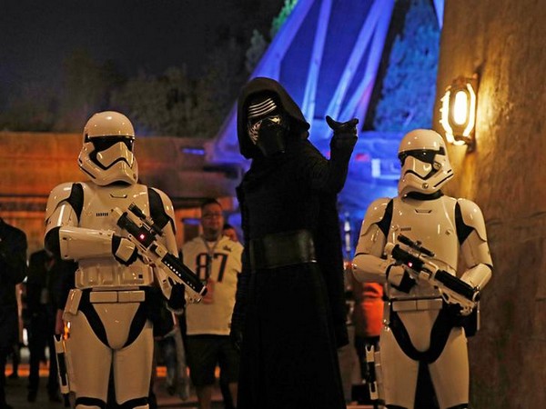 Guests claim Disneyland feels 'empty' after opening of Star Wars land: 'This place is a ghost town'