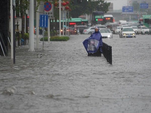 Bangladesh floods: 59 Killed, thousands homeless in 11 districts