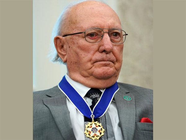 NBA star Bob Cousy awarded Presidential Medal of Freedom, nation's highest civilian honor