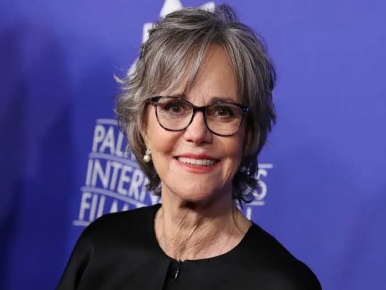 https://worldnewsn.s3.amazonaws.com/media/images/16SallyField_may11.jpg