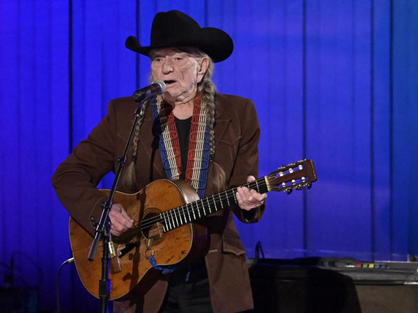 Country singer Daniel Lee Martin dead by suicide amid child sex abuse charges