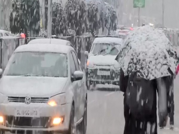 Heavy snow, freezing weather hit much of S. Korea