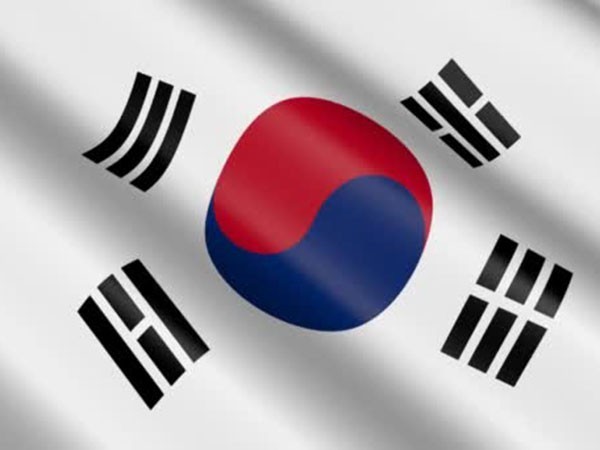 S. Korean lawmakers leave for U.S. visit
