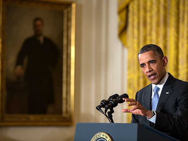 Obama criticizes Americans for liking 'cheap gas and big cars' more than 'the environment'