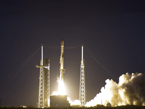 SpaceX launches Starship for the 9th time, loses control after 30 minutes