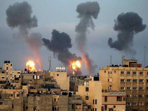 Conflict over humanitarian aid in Gaza Strip