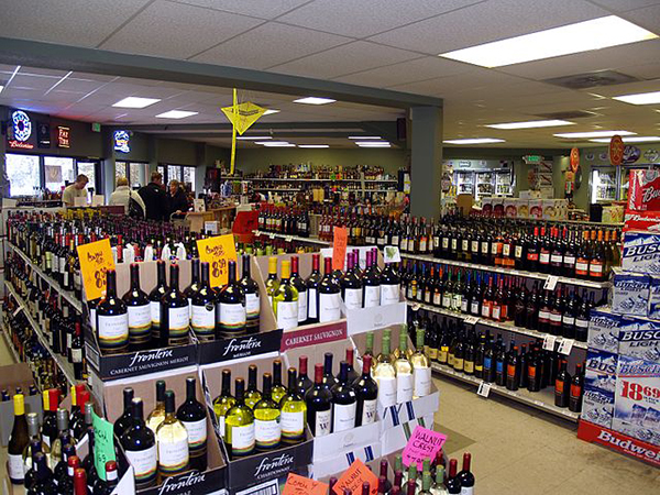 'Completely out of control': 15-year-old charged in violent robbery at Winnipeg liquor store
