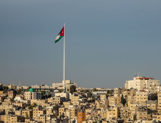 Two Jordanians freed after being kidnapped for 2 weeks in Syria: foreign ministry