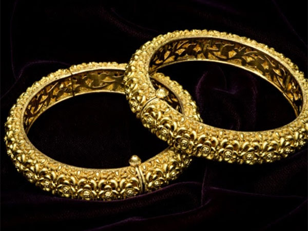 Russia's gold reserves hit historical high of over 310 bln USD