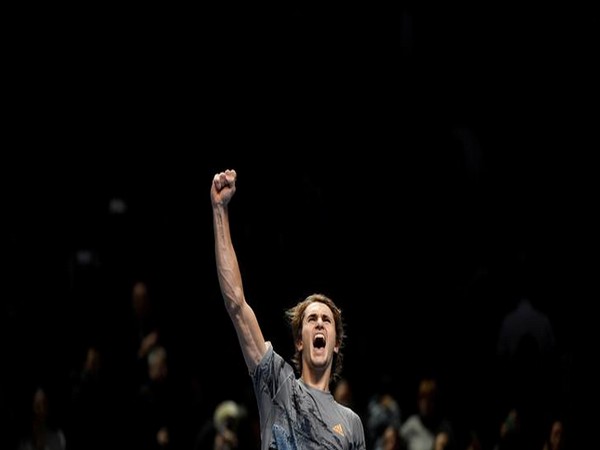 Defending champion Zverev reaches semis at ATP Finals