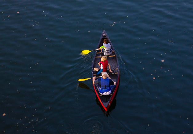 Israel's ancient city Akko hosts dragon boat race