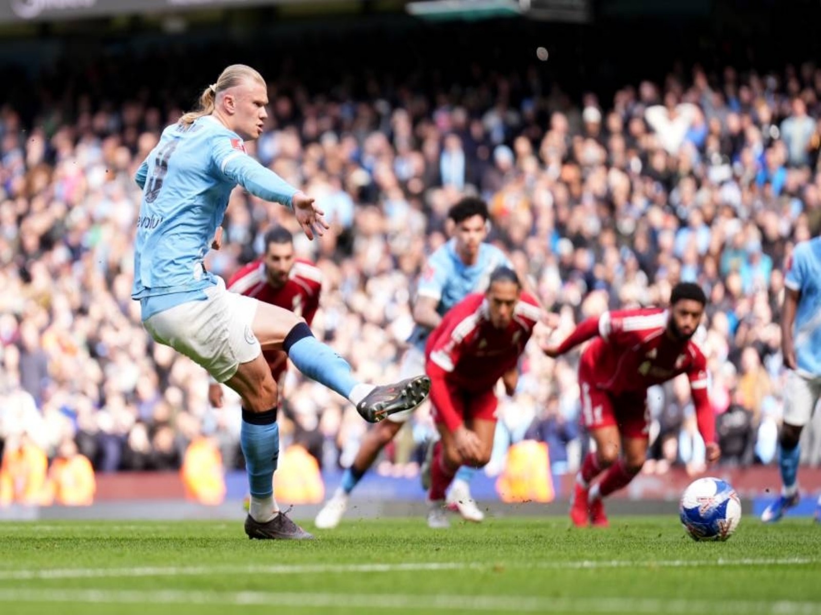 Haaland hat-trick as Man City crush Liverpool; Chelsea thrash Vale 7-0
