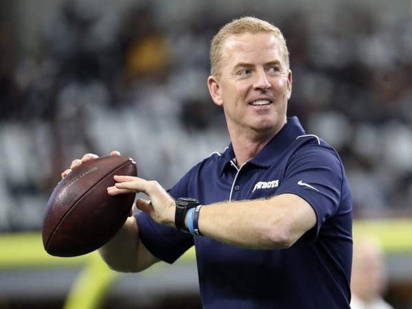 Jason Garrett stuck in limbo as Cowboys brass avoids decision on coach's status