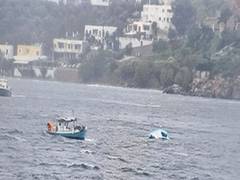 4 die as tourist boat capsizes in Italy