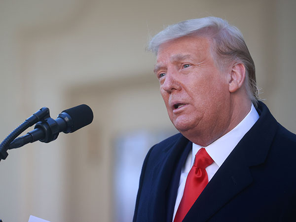 White House reporters befuddled by brief Trump statement on stock market: 'Weird as s--t'