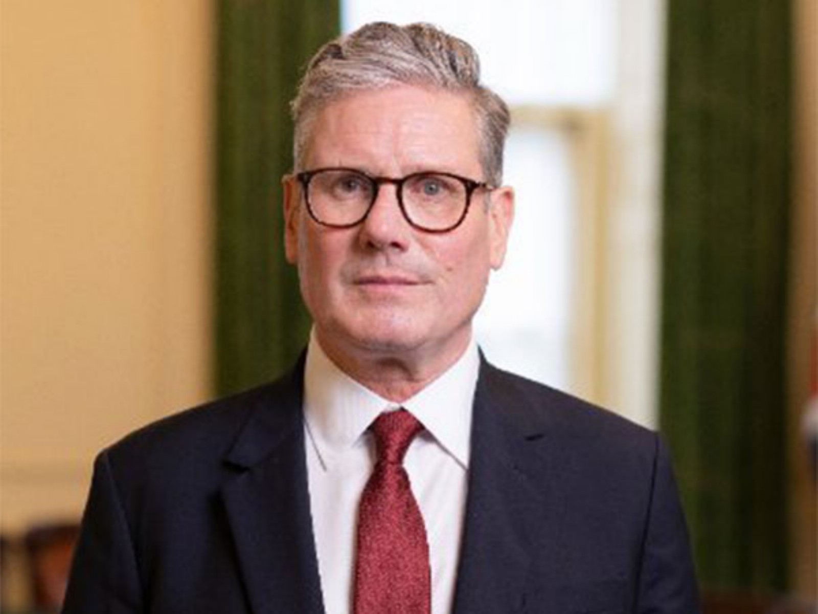 UK's Starmer on the brink as health secretary quits