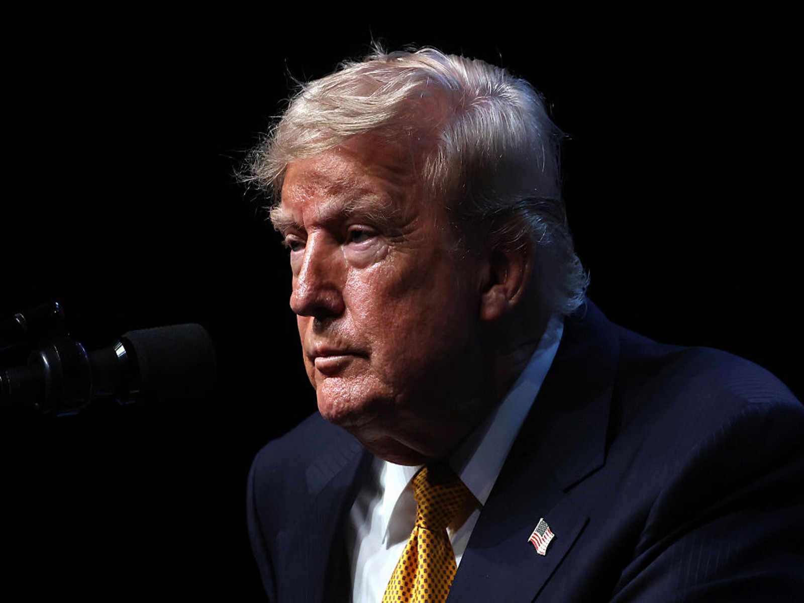 Trump threatens strikes on Iran's power plants, bridges next week without a deal