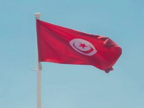 Tunisia reshuffles cabinet, appointing new foreign, defence ministers