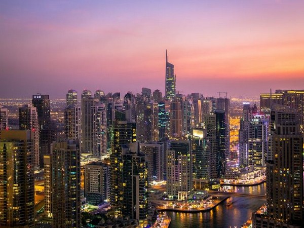 Dubai logs over AED2.4bn in realty transactions Thursday