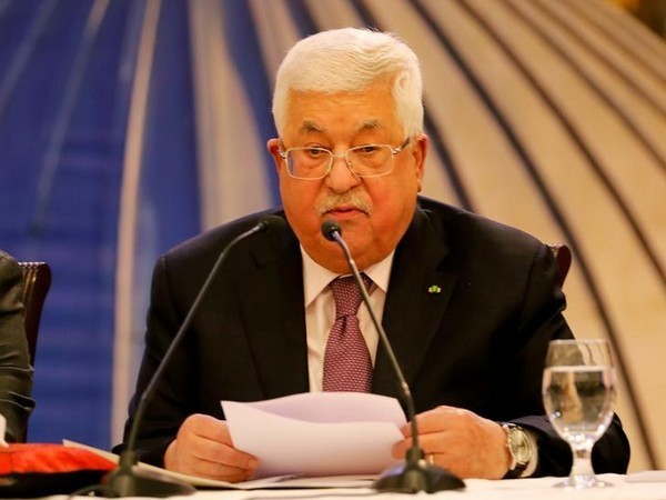 Abbas holds phone talk with outgoing Israeli president